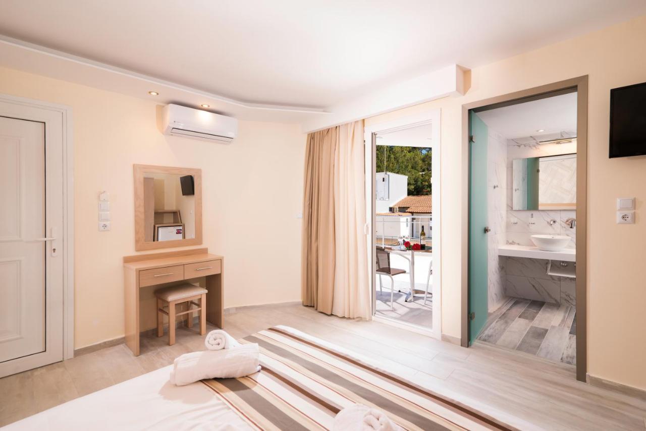 Star Bay Luxury Aparthotel Limenaria  Luaran gambar